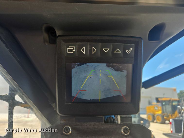 image for item DE2190 2023 John Deere 331G tracked skid steer loader