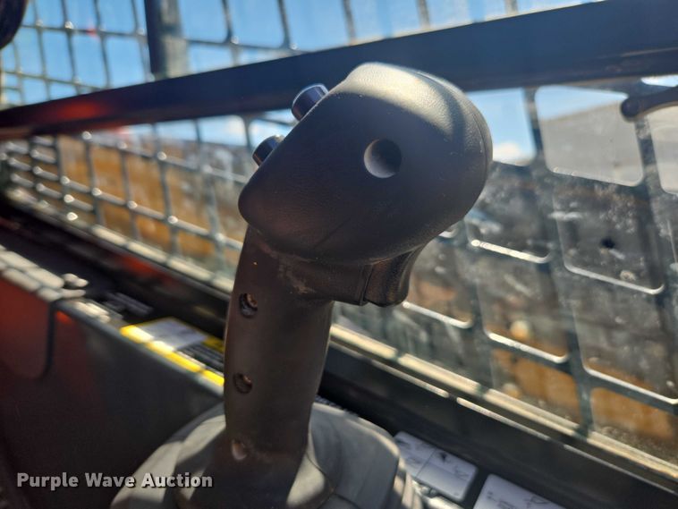 image for item DE2190 2023 John Deere 331G tracked skid steer loader