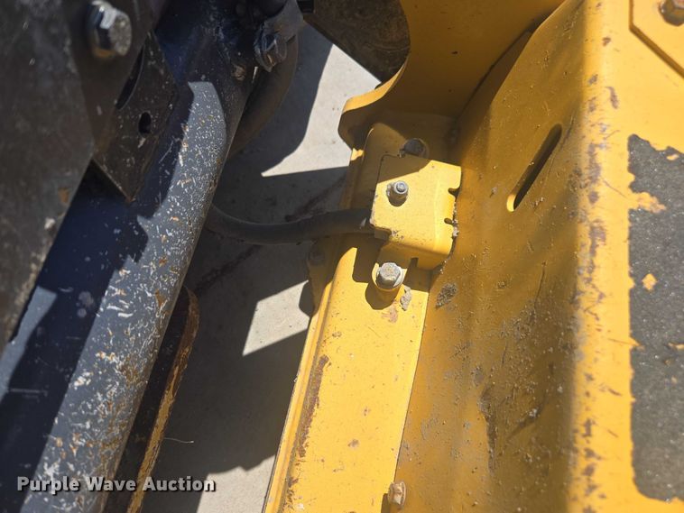 image for item DE2191 2023 John Deere 331G tracked skid steer loader