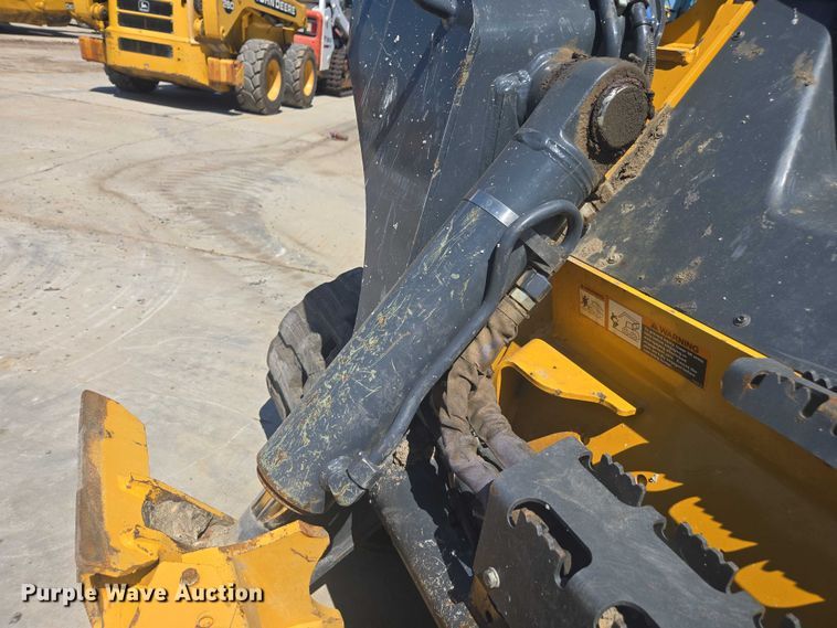 image for item DE2191 2023 John Deere 331G tracked skid steer loader