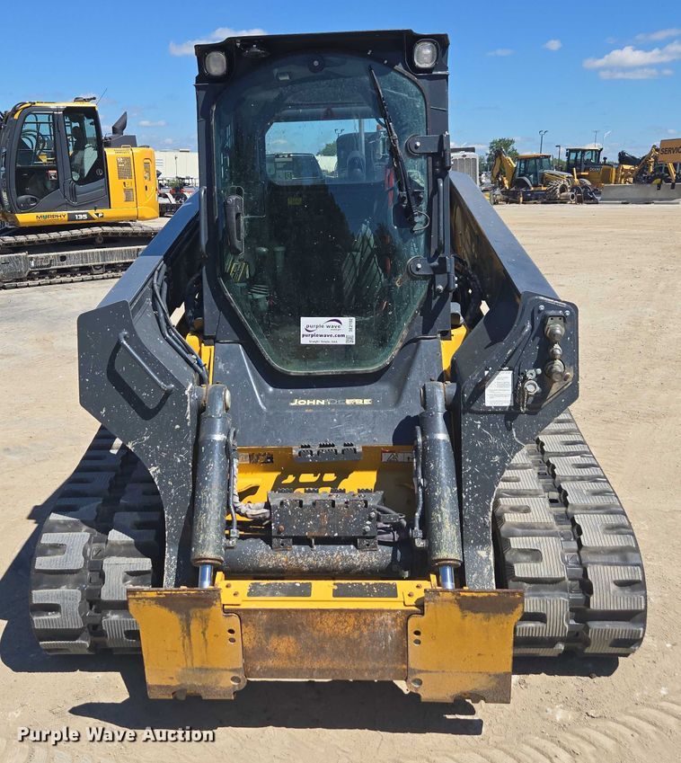 image for item DE2192 2023 John Deere  331G tracked skid steer loader