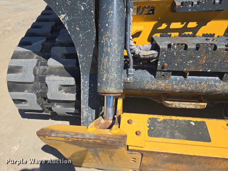 image for item DE2192 2023 John Deere  331G tracked skid steer loader