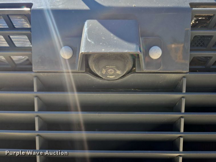 image for item DE2192 2023 John Deere  331G tracked skid steer loader