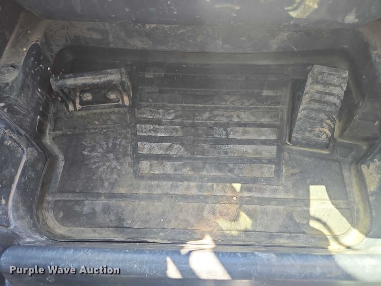 image for item DE2192 2023 John Deere  331G tracked skid steer loader