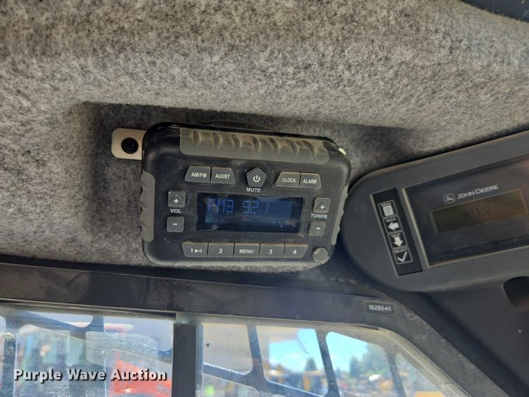 image for item DE2192 2023 John Deere  331G tracked skid steer loader