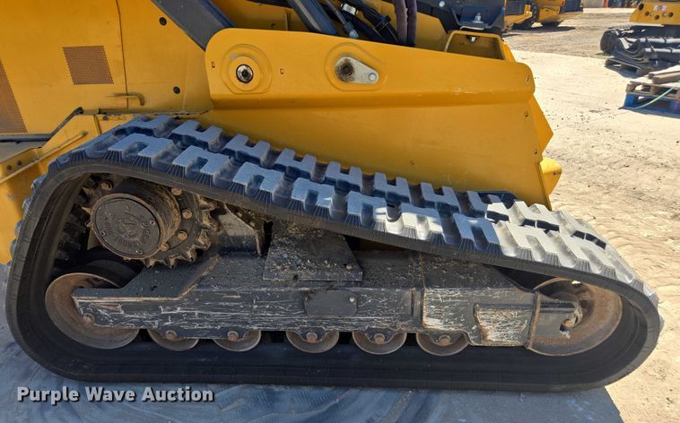 image for item DE2192 2023 John Deere  331G tracked skid steer loader