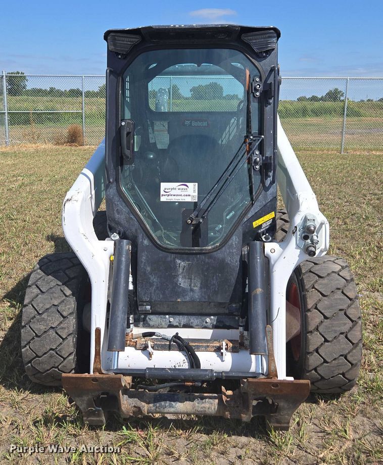 MINI CARGADOR SOBRE RUEDAS 2022 BOBCAT S76