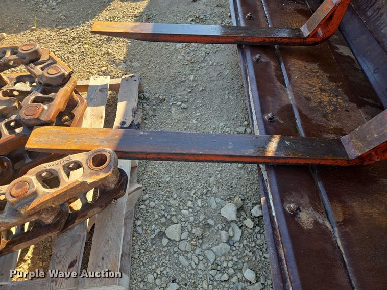 image for item DE2202 JRB 344J four-in-one wheel loader bucket