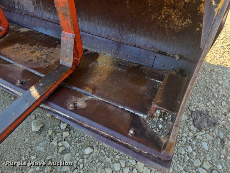 image for item DE2202 JRB 344J four-in-one wheel loader bucket