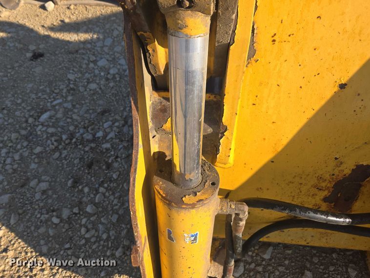 image for item DE2202 JRB 344J four-in-one wheel loader bucket