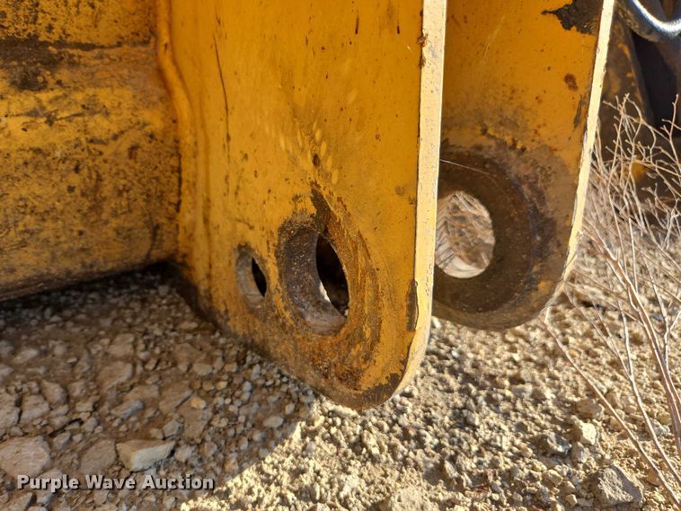 image for item DE2202 JRB 344J four-in-one wheel loader bucket