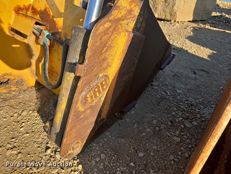 image for item DE2202 JRB 344J four-in-one wheel loader bucket