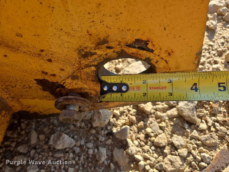 image for item DE2202 JRB 344J four-in-one wheel loader bucket