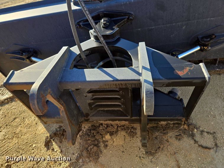 image for item DE2203 Caterpillar 416B blade