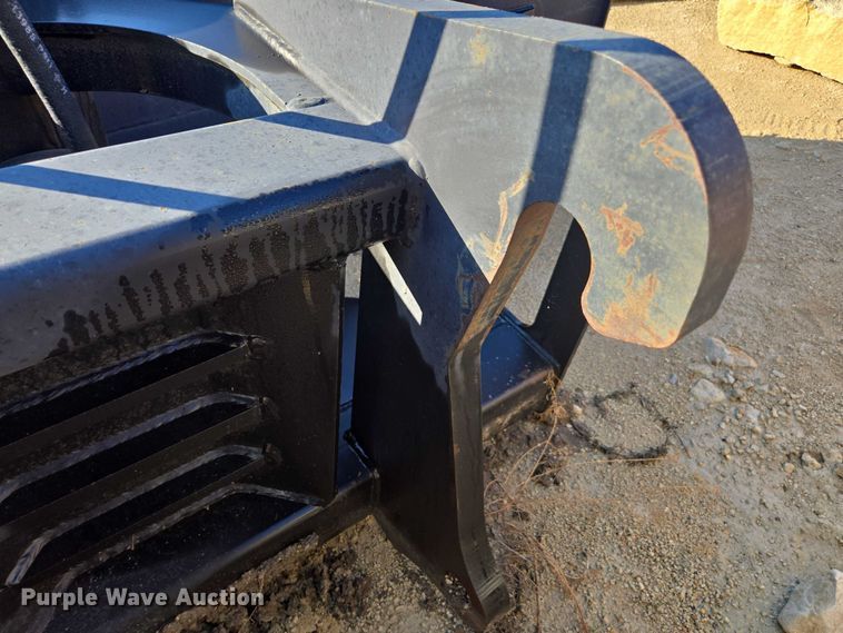 image for item DE2203 Caterpillar 416B blade