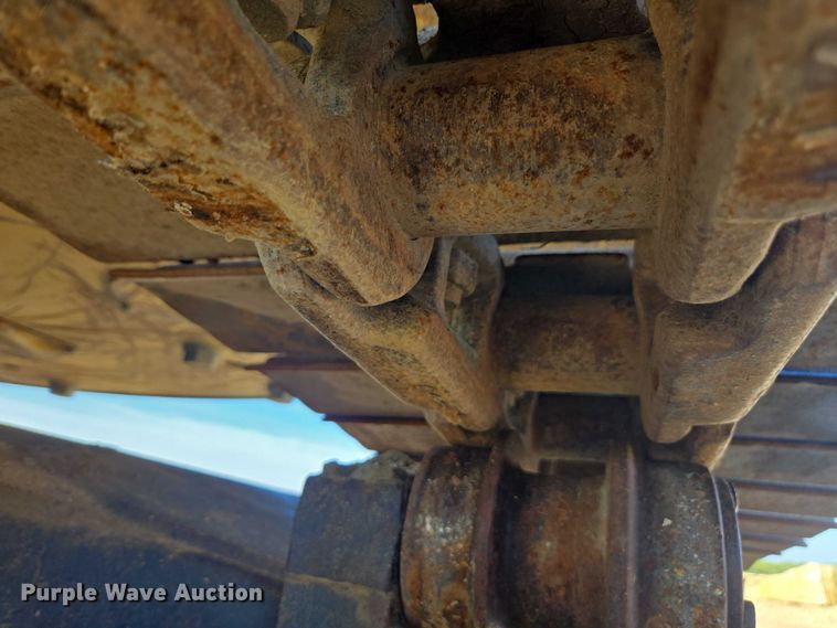 image for item DE2205 2001 Komatsu PC228USLC-3 excavator