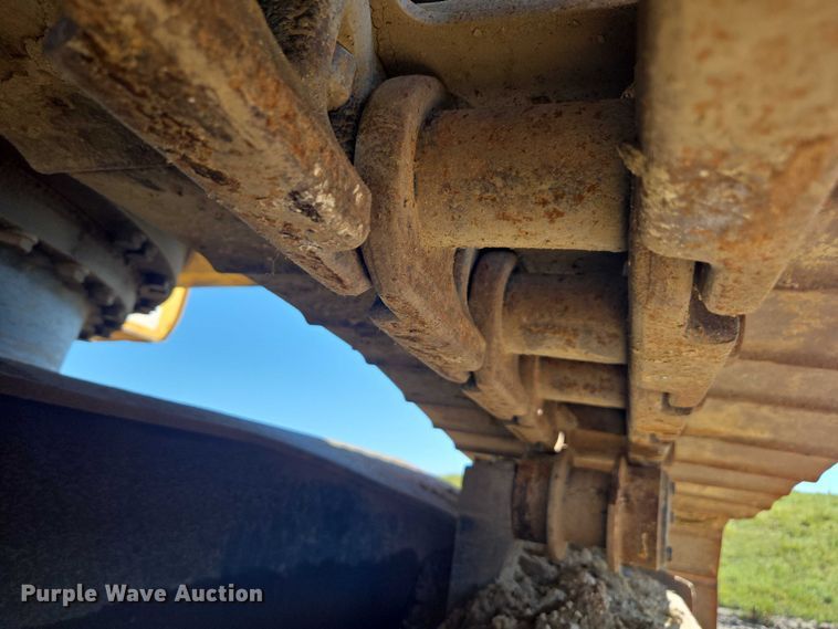 image for item DE2205 2001 Komatsu PC228USLC-3 excavator