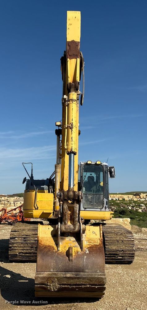 image for item DE2206 2006 Komatsu PC308USLC-3 excavator