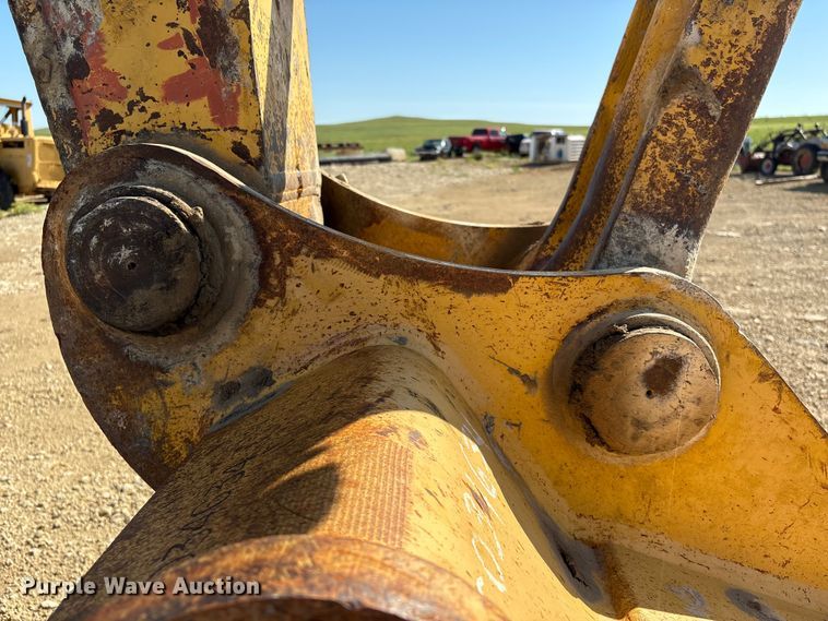 image for item DE2206 2006 Komatsu PC308USLC-3 excavator