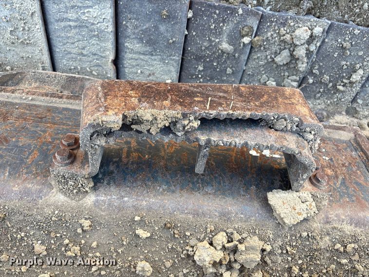 image for item DE2206 2006 Komatsu PC308USLC-3 excavator