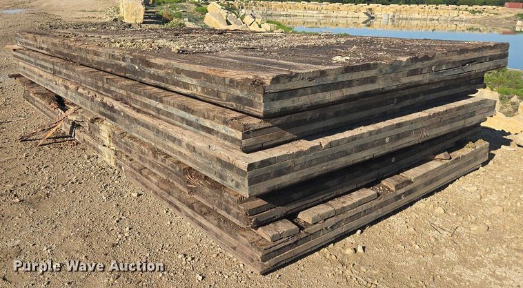 image for item DE2207 (5) crane mats