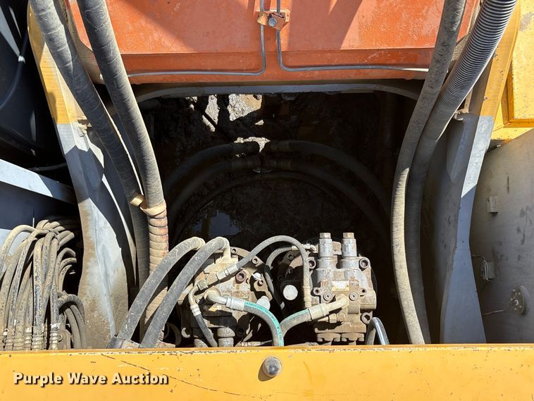 image for item DE2209 2006 John Deere 450C LC excavator