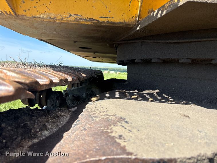 image for item DE2209 2006 John Deere 450C LC excavator