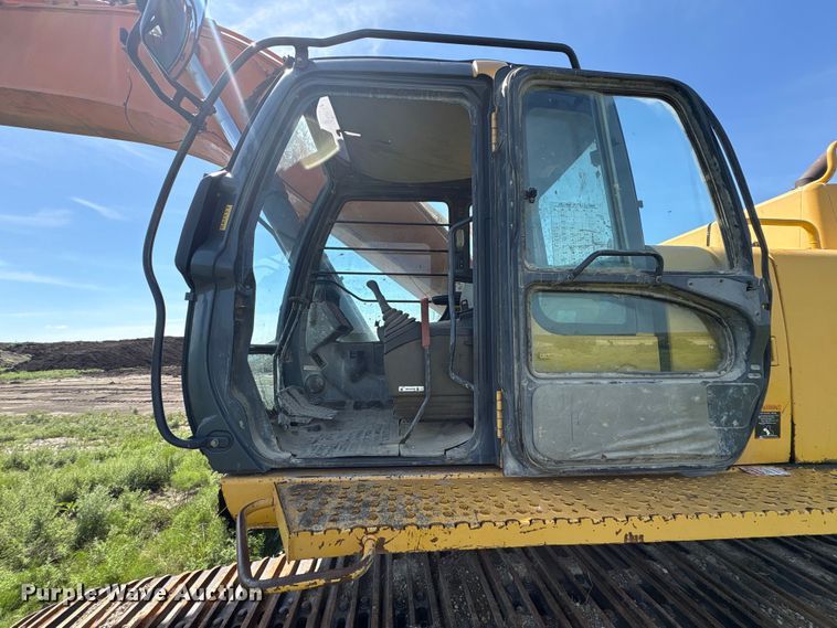 image for item DE2209 2006 John Deere 450C LC excavator