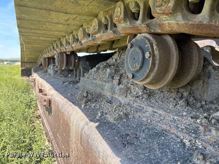 image for item DE2209 2006 John Deere 450C LC excavator