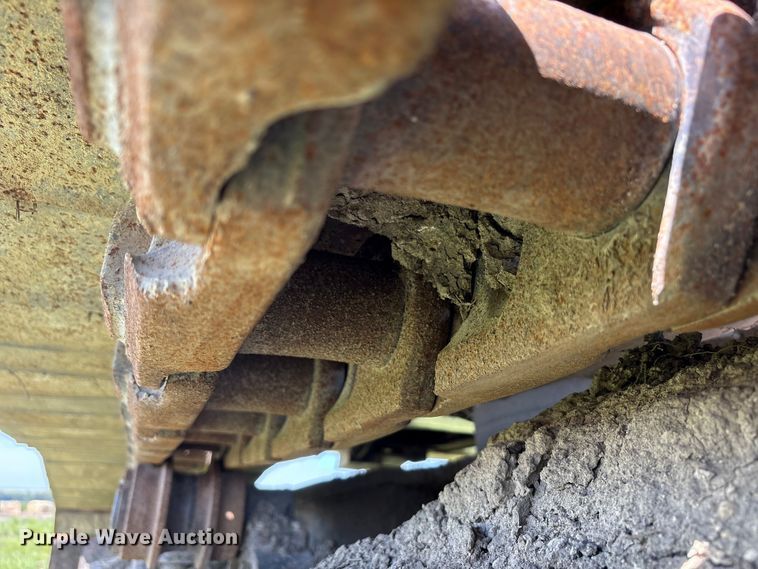 image for item DE2209 2006 John Deere 450C LC excavator