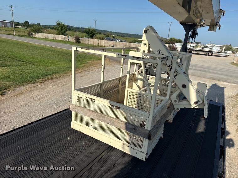 image for item DJ7754 2007 Sterling L-Line crane truck