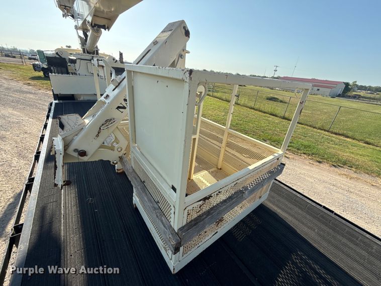 image for item DJ7754 2007 Sterling L-Line crane truck