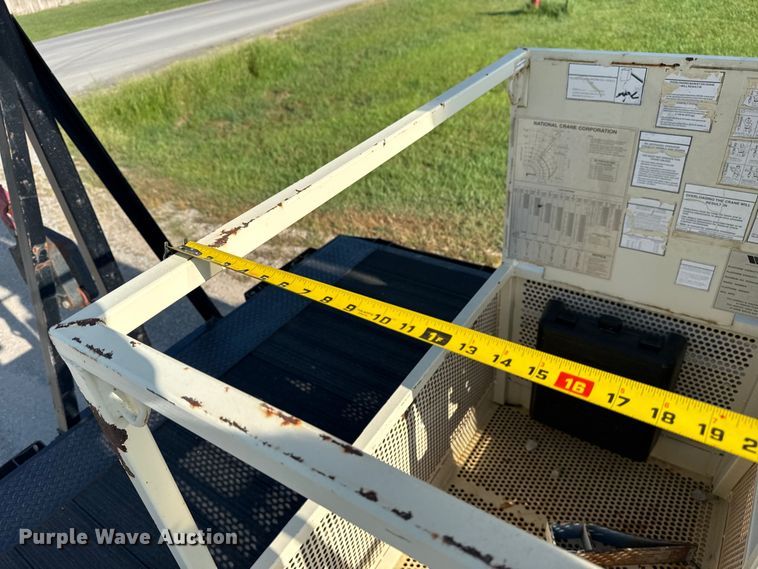 image for item DJ7754 2007 Sterling L-Line crane truck