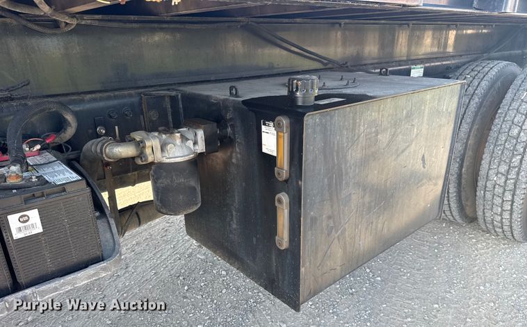 image for item DJ7754 2007 Sterling L-Line crane truck