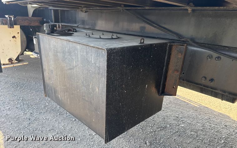 image for item DJ7754 2007 Sterling L-Line crane truck