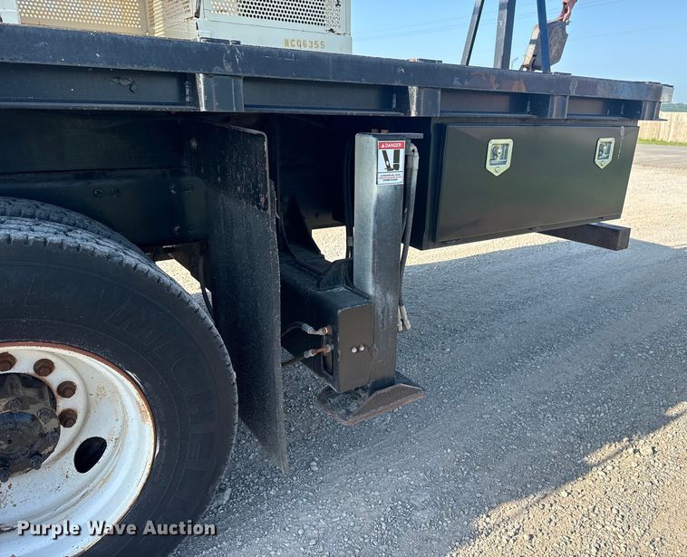 image for item DJ7754 2007 Sterling L-Line crane truck