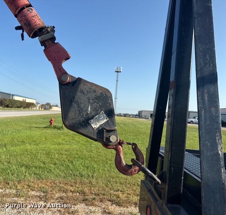 image for item DJ7754 2007 Sterling L-Line crane truck