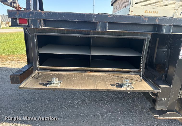 image for item DJ7754 2007 Sterling L-Line crane truck