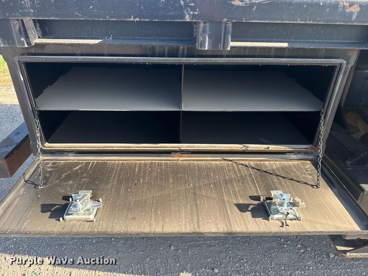 image for item DJ7754 2007 Sterling L-Line crane truck