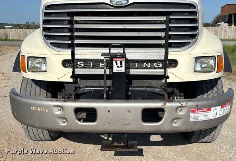 image for item DJ7754 2007 Sterling L-Line crane truck