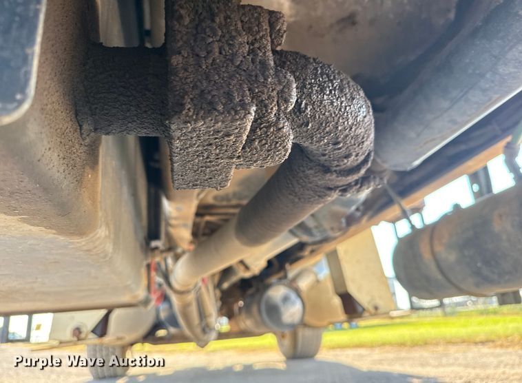 image for item DJ7754 2007 Sterling L-Line crane truck