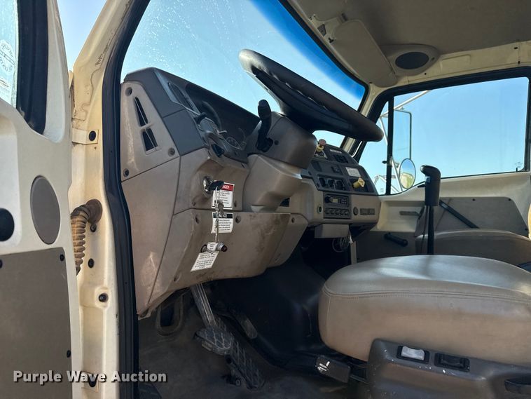 image for item DJ7754 2007 Sterling L-Line crane truck