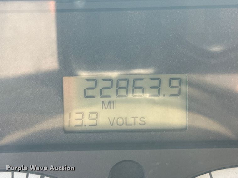 image for item DJ7754 2007 Sterling L-Line crane truck