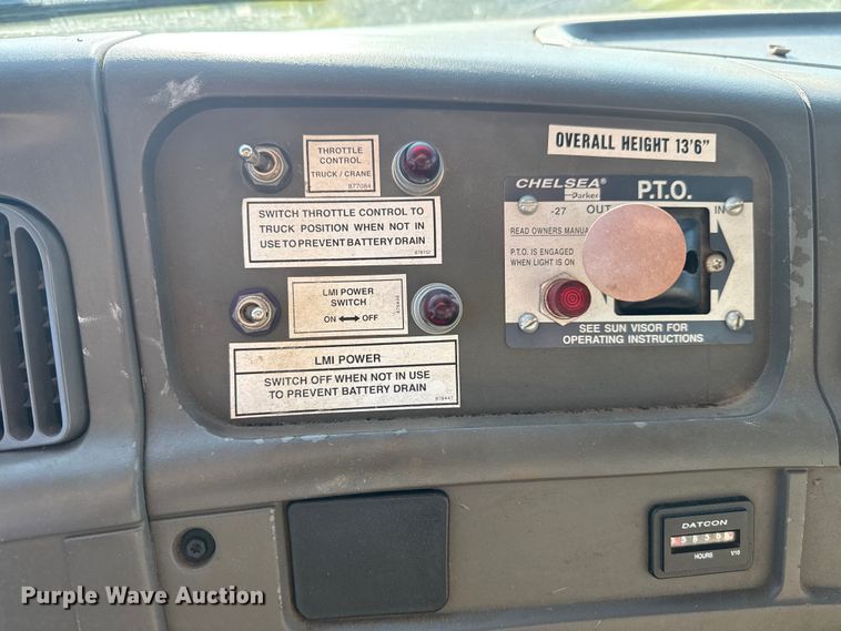 image for item DJ7754 2007 Sterling L-Line crane truck