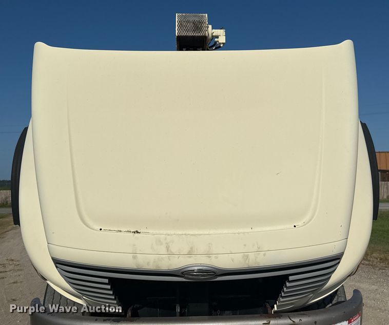 image for item DJ7754 2007 Sterling L-Line crane truck