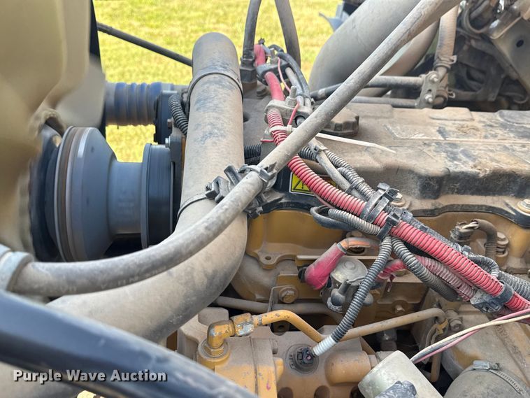 image for item DJ7754 2007 Sterling L-Line crane truck