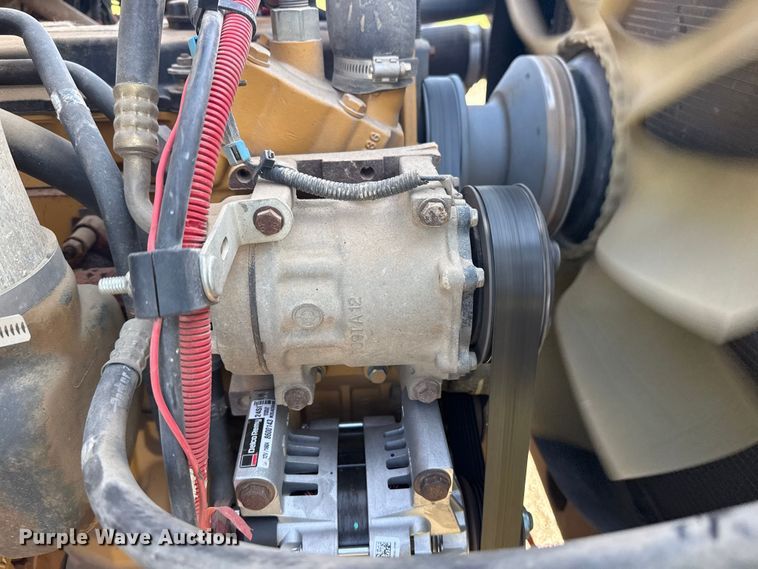 image for item DJ7754 2007 Sterling L-Line crane truck