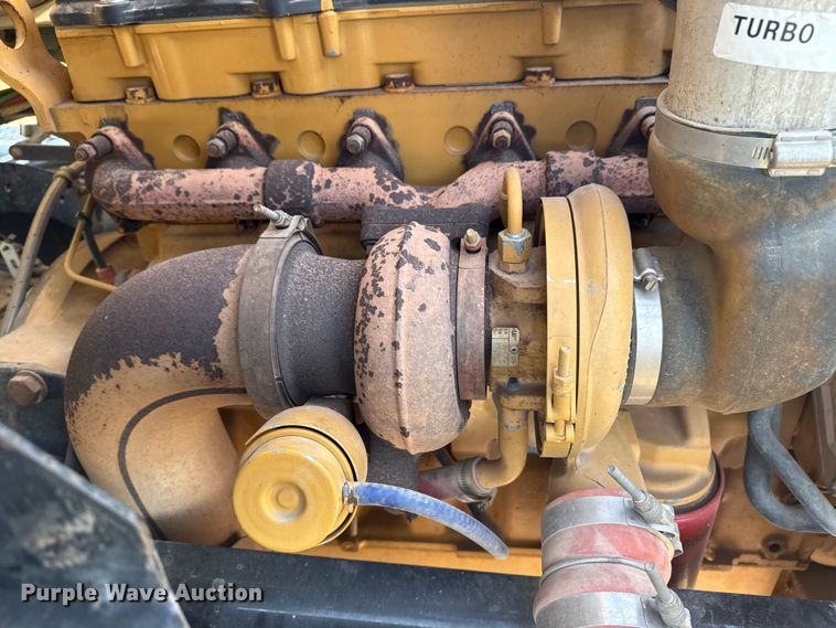 image for item DJ7754 2007 Sterling L-Line crane truck