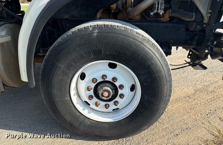 image for item DJ7754 2007 Sterling L-Line crane truck