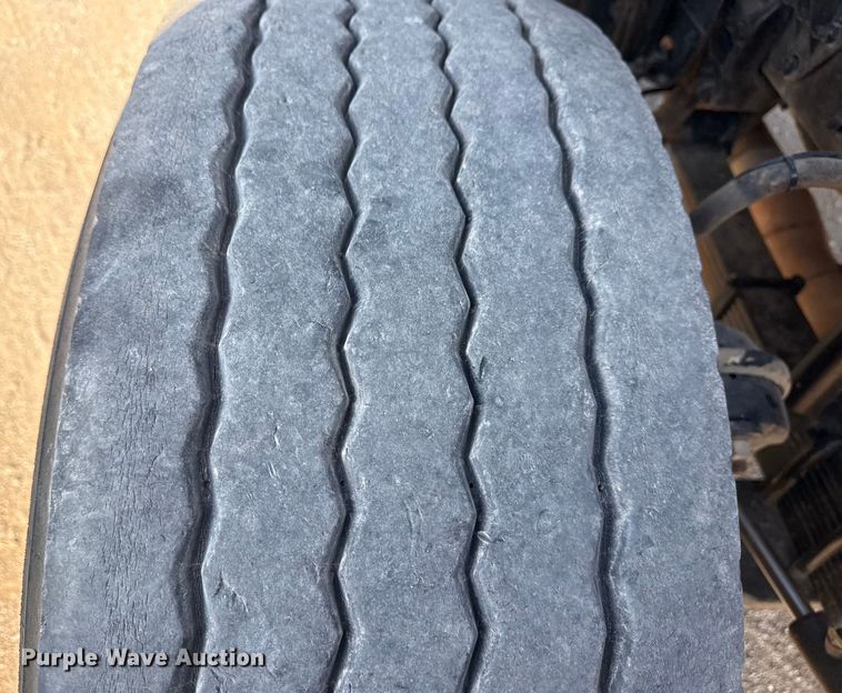 image for item DJ7754 2007 Sterling L-Line crane truck